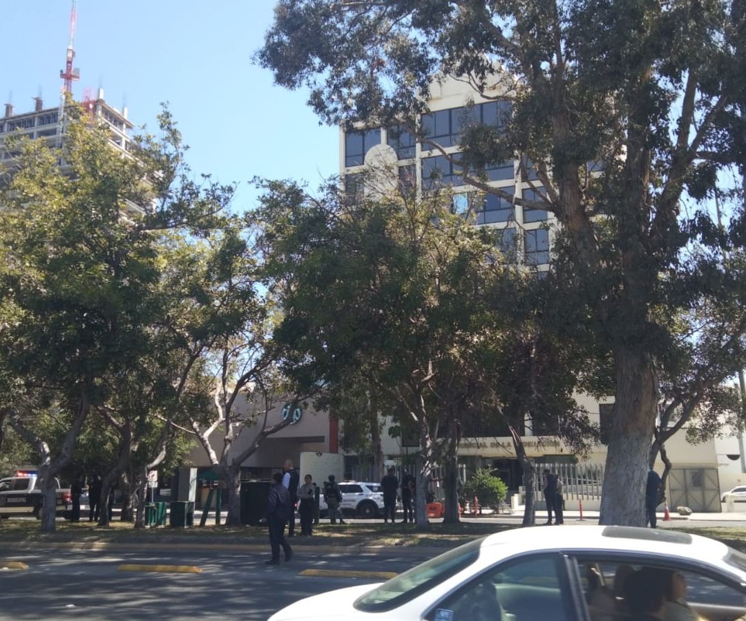 Amenaza de Artefacto Explosivo en Zona Río, Tijuana